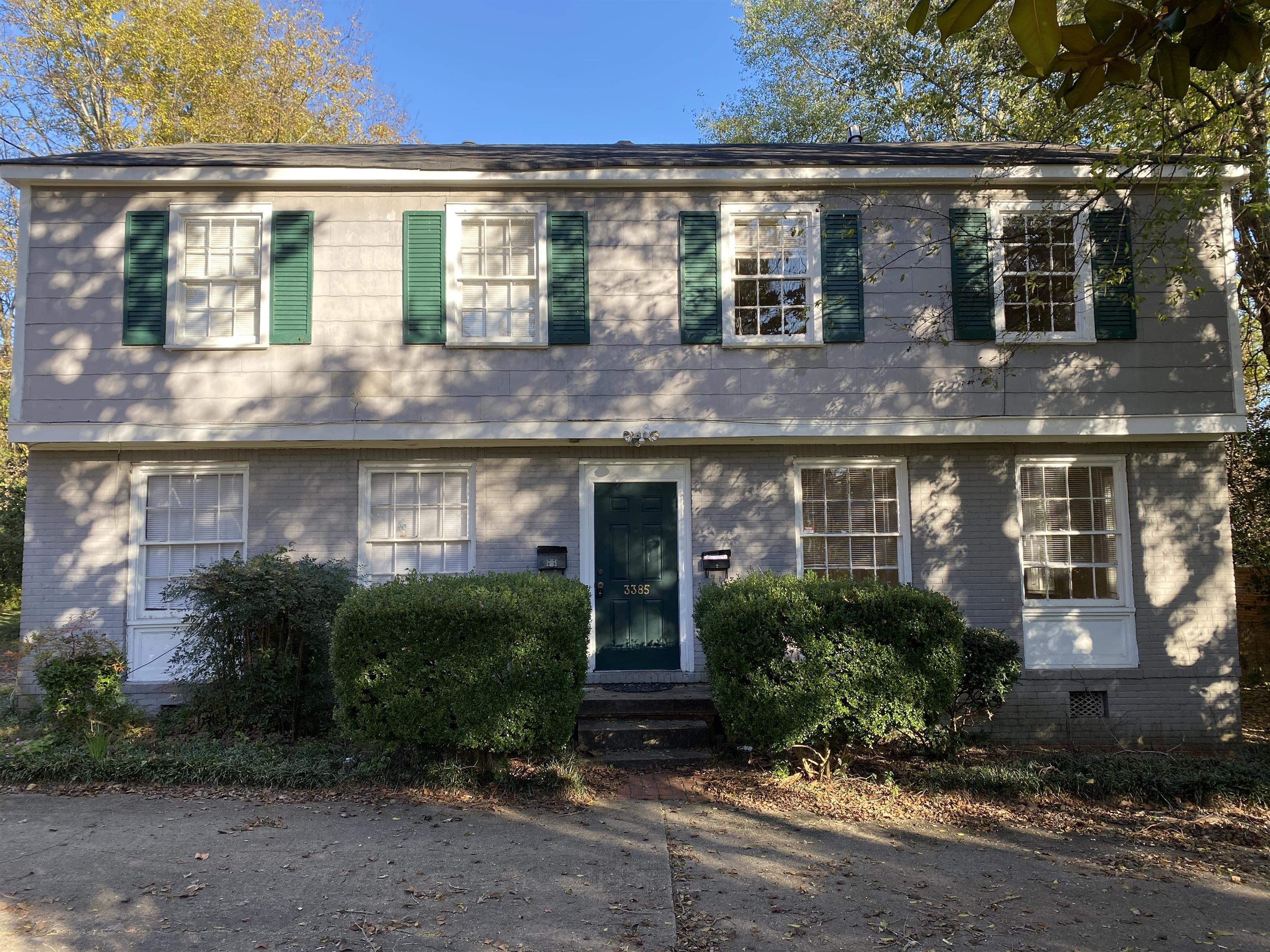 3385 Le Bron Road - B